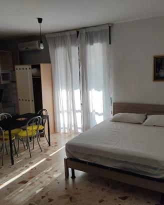 Monolocale  10/15 minuti dal mare