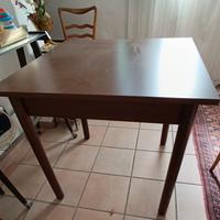 tavolo in legno