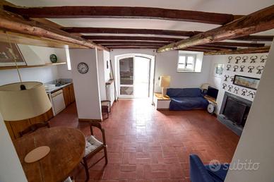 3 LOCALI A PALIANO