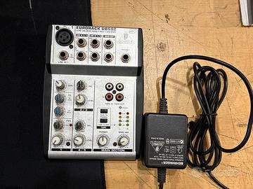 Mixer Behringer UB502 Eurorack
