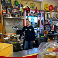 Aiuto barista apprendista banchista