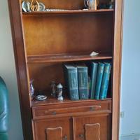 Libreria in legno stile classico