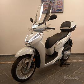 Honda SH 300 I Pari al nuovo