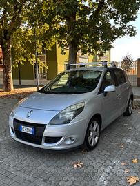 Renault Scénic X-Mod 1.5 dCi 110CV