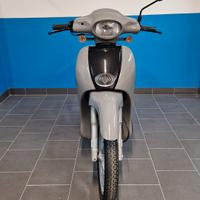 Aprilia Scarabeo 50 2T Grigio Nardò (187)