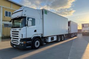 AUTOTRENO SCANIA R500