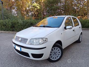 FIAT PUNTO 1.2 METANO Economica in Tutto