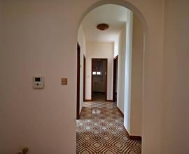 Appartamento a Putignano, 3 locali