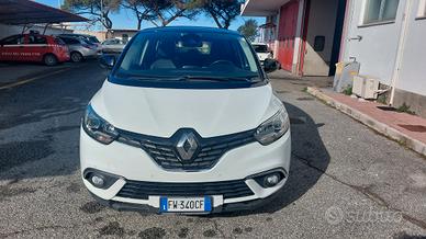 renault scenic perfetta