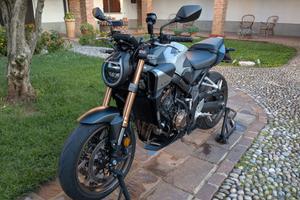 Honda CB 650 R E-Clutch