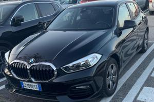 BMW Serie 1 F40 116d Advantage