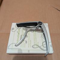 Capotasto per chitarra 