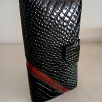 PORTAFOGLIO IN PELLE 