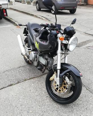 Ducati monster 620 dark 2005