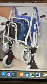 Sedia comoda per disabili e anziani