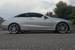 Mercedes classe e coupe (c207)  350 231hp