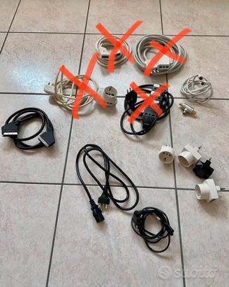 Cavo antenna, adattatore doppia presa e cavi vari