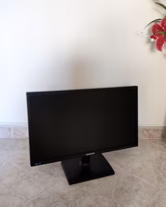 22  POLLICI  SAMSUNG  FULL HD