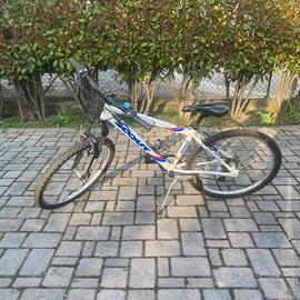 Bicicletta Montain Bike - Scout bianca gomma 26