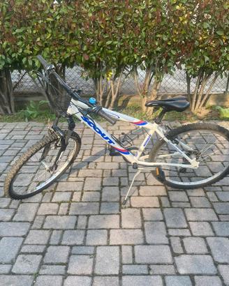 Bicicletta Montain Bike - Scout bianca gomma 26
