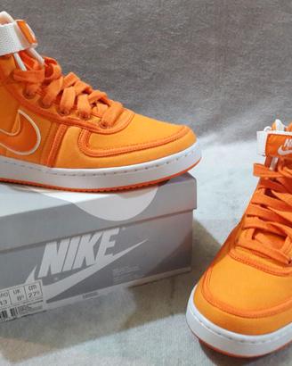 Sneakers da collezione Nike & Reebok