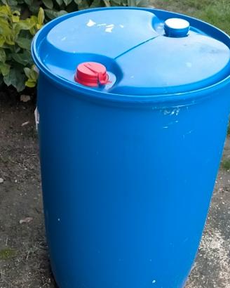 Bidone in plastica da 200 litri
