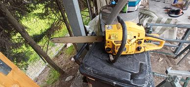 Motosega con bara da 45 cm