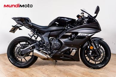 YAMAHA YZF R7 - 2024