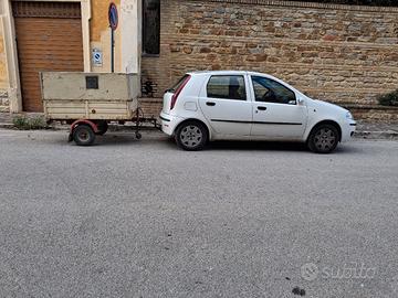fiat punto con carrello