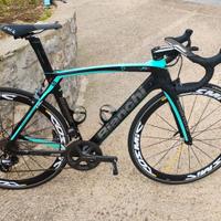 Bianchi xr4 Shimano Ultegra di2 11v 