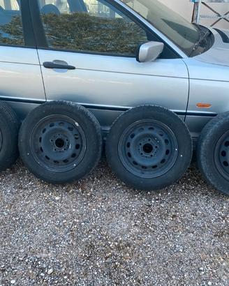 4 ruote complete 205/60 R15