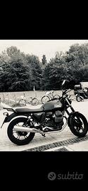 Moto Guzzi V7 II Stone 2016