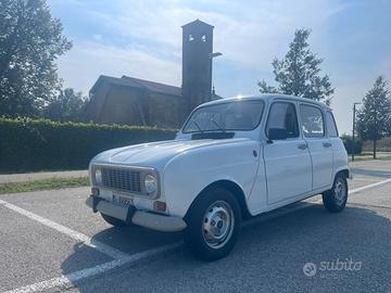 Renault  R4 restaurata