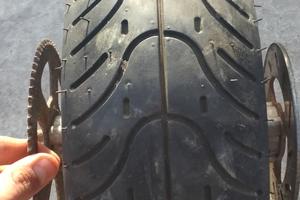   2 gomme complete di cerchi  per minimoto nuove 