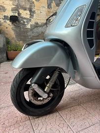 Vespa 250 gts