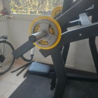 CHEST PRESS+LAT ROW TITANIUN STEATEGY