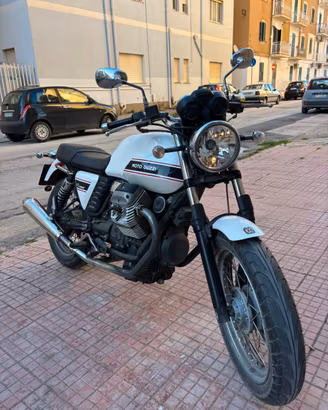 Moto Guzzi V7 Classic