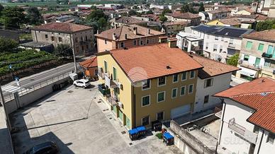 3 LOCALI A CALDIERO