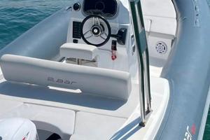 gommone  2 bar  2020 senza motore. 