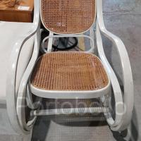 Codice: 268208 SEDIA A DONDOLO IN STILE THONET CO