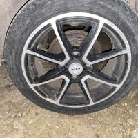 Cerchi da 15 comprese di gomme al 60 %