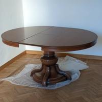 Tavolo rotondo in legno apribile 