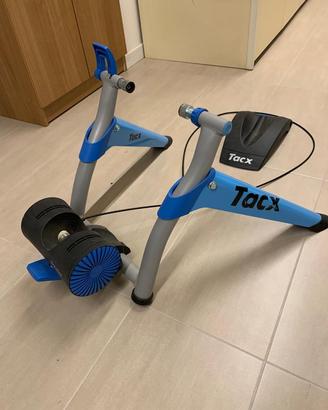 Rulli Tacx con ruota allenamento