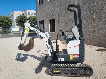 Miniescavatore usato BOB CAT E 10