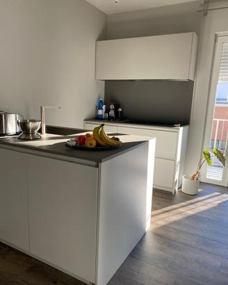 Cucina completa di elettrodomestici Miele