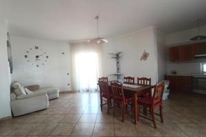 Ampio e luminoso appartamento residenziale