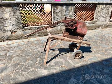 trancia per metalli d'epoca