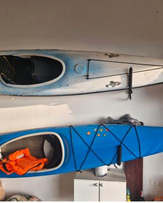 2 kayak con pagaie e salvagente
