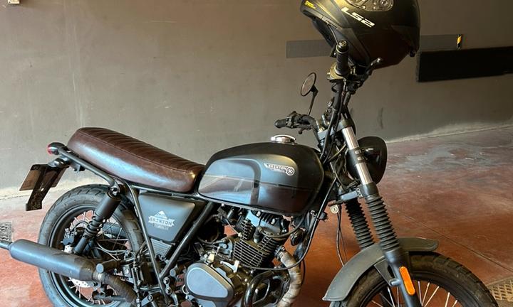 Brixton Felsberg 125