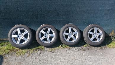 ruota 205/60/R16 92H completa di cerchione in lega